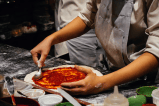Día Mundial de la Pizza: los mejores talleres del mundo para aprender a prepararla