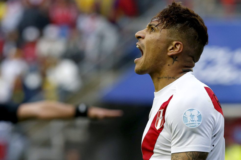 CA058. TEMUCO (CHILE), 21/06/2015.- Paolo Guerrero es uno de los referentes de la selección de Perú EFE/Kiko Huesca