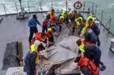 Autoridades indonesias "optimistas" de encontrar más cuerpos de víctimas del avión AirAsia