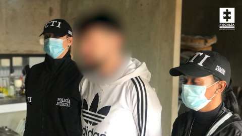 A la cárcel fotógrafo Alex Cruz, a quien Diana Quirós denunció por abuso sexual