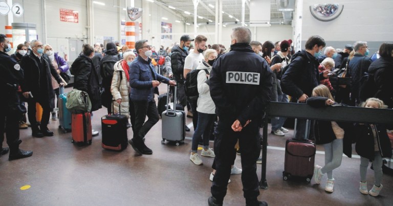 ¿Cómo quedan las aerolíneas con las restricciones por la guerra en Ucrania?