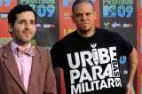 Calle 13 luce camiseta anti Uribe