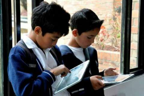 Distrito importa de Corea del Sur innovación en pedagogía de TIC