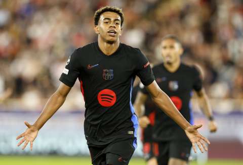 Vea el primer gol de Lamine Yamal en la Champions League