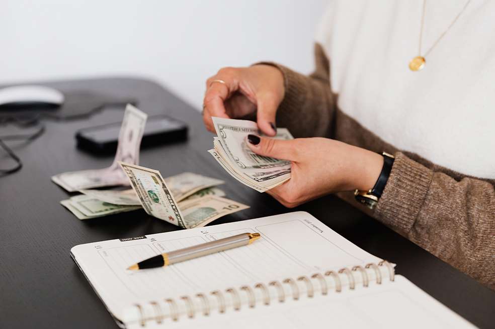 5 signos zodiacales que les gusta hacer dinero ¡Los magos de los negocios!