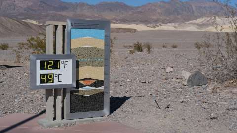 El valle de la Muerte alcanza los 54 °C y se acerca a las temperaturas más altas de la historia