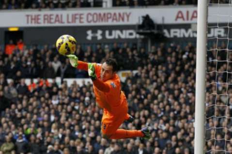 David Ospina elogiado por Arsene Wenger