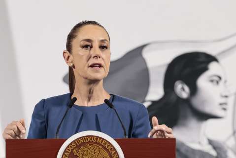 La IA de X le dijo a Bukele que Sheinbaum es la líder “más popular del mundo”