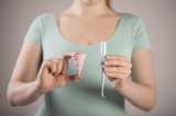 ¿Cómo es posible que 45 mil colombianas deban menstruar sin toallas, ni tampones?