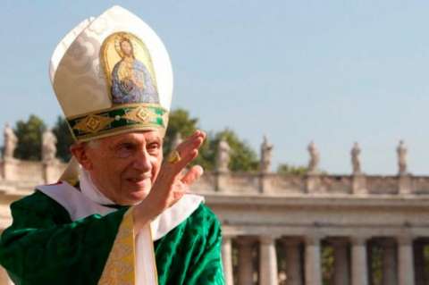 Papa nombra al número dos de la diplomacia vaticana en Colombia