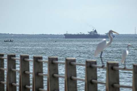 Privatización del petróleo de Venezuela y concesiones por un siglo: EE. UU. sobre el acuerdo