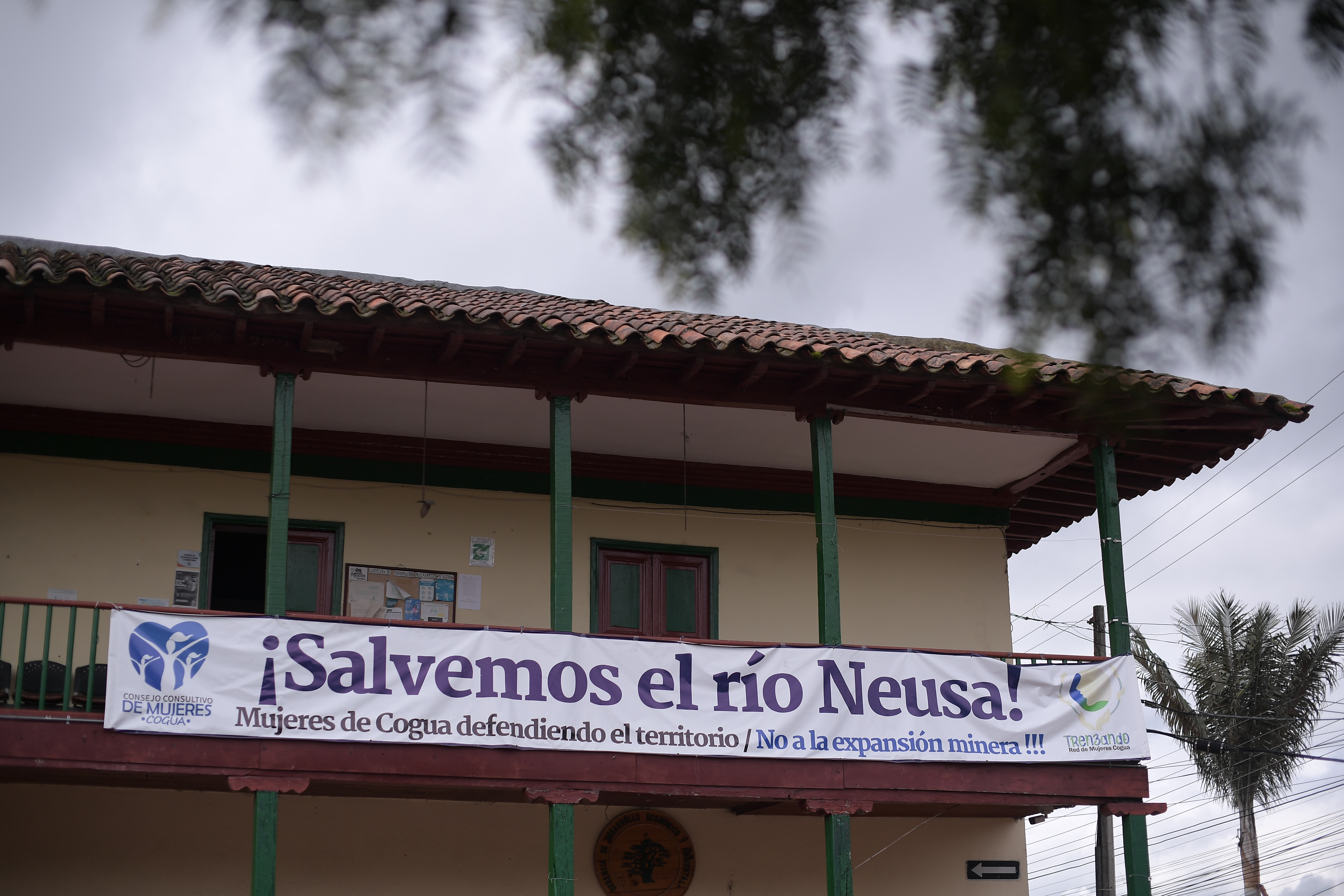 Diferentes aspectos de este municipio de Cundinamarca: Fauna, flora, iglesia, vistas panorámicas y el caudal del río Neusa; Sector en el que la Corporación Autónoma Regional de Cundinamarca (CAR), estudia una solicitud de licencia ambiental para extraer gravilla y arcilla, un proyecto minero que no quieren los habitantes del municipio.