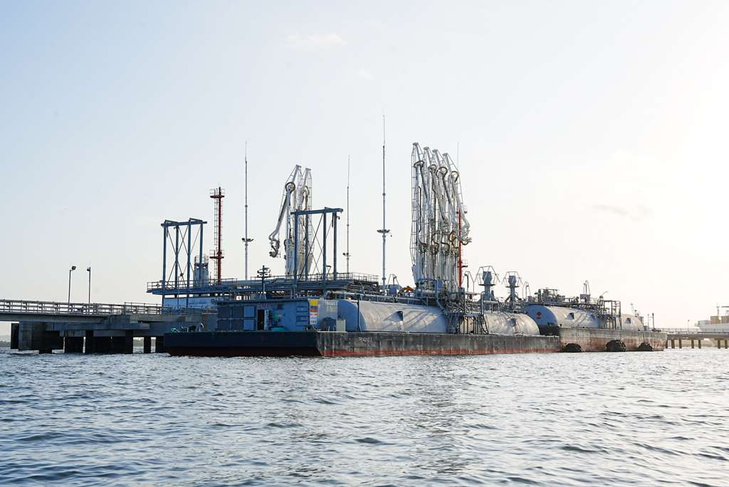 Terminal de regasificación en Puerto Bahía