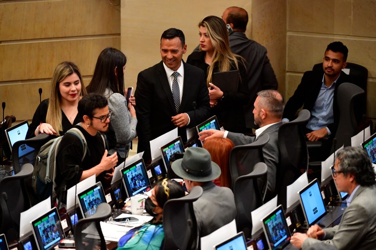 Moción de censura a Mindefensa pierde fuerza en el Congreso: Partido Liberal tampoco respaldará