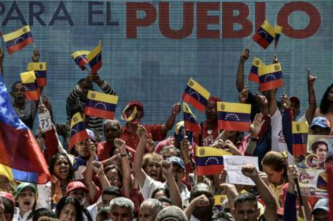 Se mantiene veto a ingreso de funcionarios venezolanos a EE.UU.