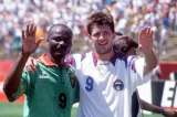 Oleg Salenko y Roger Milla, crónica de un partido que hizo historia en los Mundiales