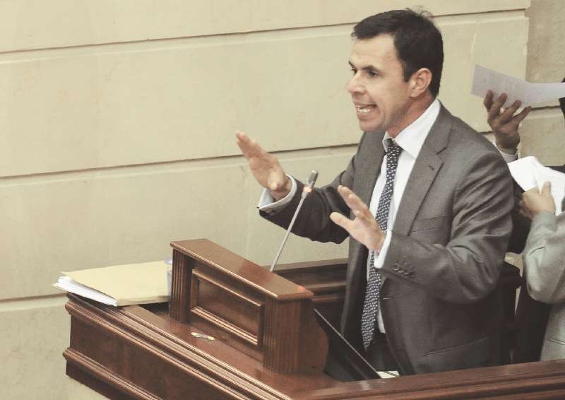 El ministro del Interior, Guillermo Rivera, será el encargado de materializar en el Congreso el acuerdo de participación política de La Habana. / Archivo