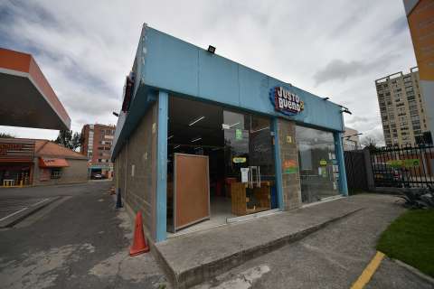 Mintrabajo prepara plan de salvamento para trabajadores de Justo & Bueno