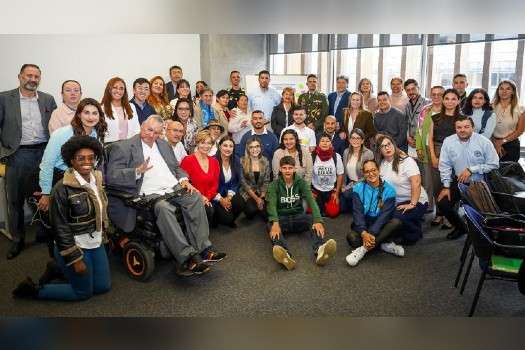 Entre la diversidad de voces departamentales que componen el Consejo están: mujeres, jóvenes, víctimas del conflicto, veteranos de la Fuerza Pública, sindicatos, estudiantes, asociaciones campesinas, juntas de acción comunal, líderes religiosos, comunidad LGBTIQ+, firmantes del Acuerdo de Paz y organizaciones que trabajan con migrantes, habitantes de calle, defensores de derechos humanos y promotores de paz.