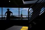 Nueva York cierra las salas interiores de restaurantes para frenar los contagios
