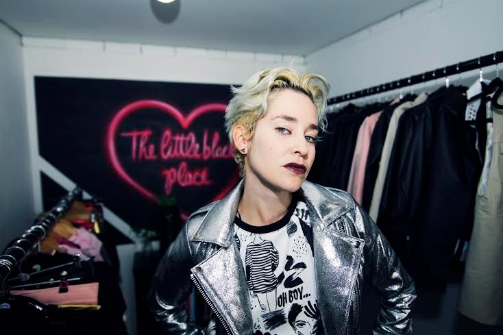Chaquetas con historia: una marca que reinventa la icónica pieza “biker jacket”