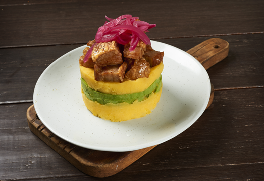 Causa de chicharrón.