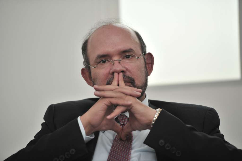 Abogado, magistrado Sala Administrativa del Consejo Superior de la Judicatura.