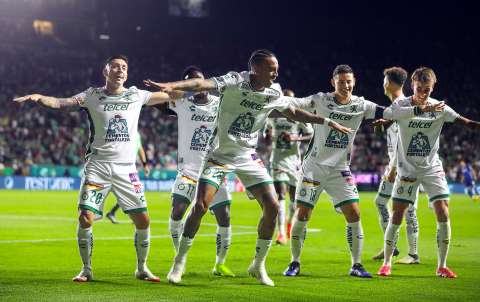 James Rodríguez la sigue rompiendo con León en México: tremenda asistencia, video