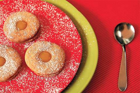Receta del día: galletas rellenas de mermelada de mango con jengibre