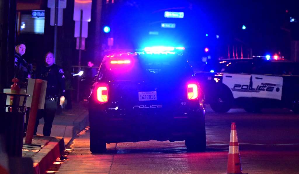 Tiroteo en California deja al menos 10 muertos en celebración de Año Nuevo chino