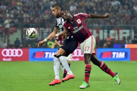 Cristian Zapata sufrió una fractura y estaría un mes fuera de las canchas