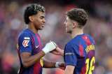 Barcelona goleó a Levante y tumbó a Real Madrid de la cima de la tabla en España