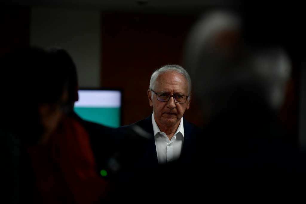Ministro de Salud durante la instalación de la mesa de trabajo ordenada por la Corte Constitucional para ajustar la Unidad de Pago por Capitación (UPC) de 2024, declarada previamente insuficiente.
