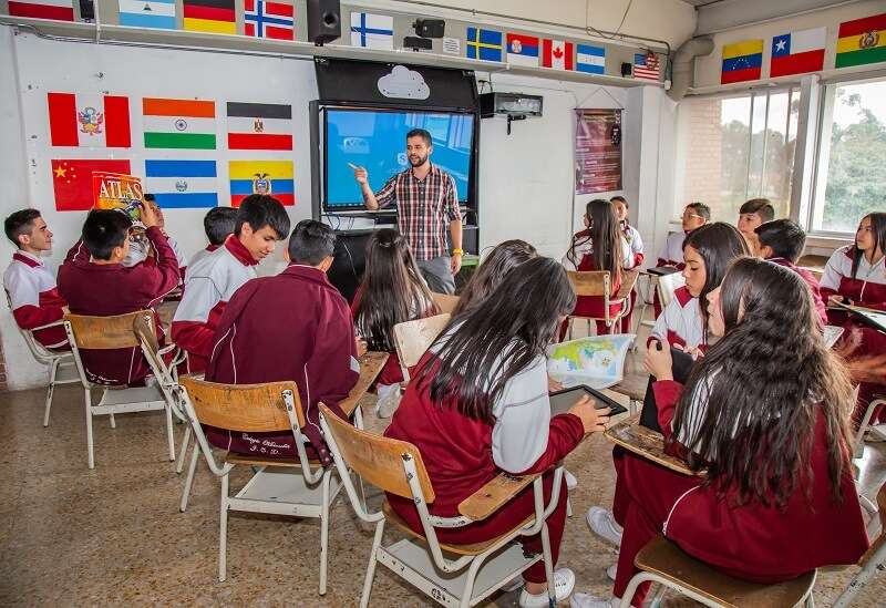 Según la Veeduría Distrital, la implementación de la "Cátedra de Paz" con enfoque de cultura ciudadana está asociada a estudiantes que muestran mayores niveles de cooperación. / Cortesía Secretaría Distrital de Educación