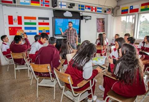 Los programas escolares en Bogotá que el Distrito debería mantener, según la Veeduría