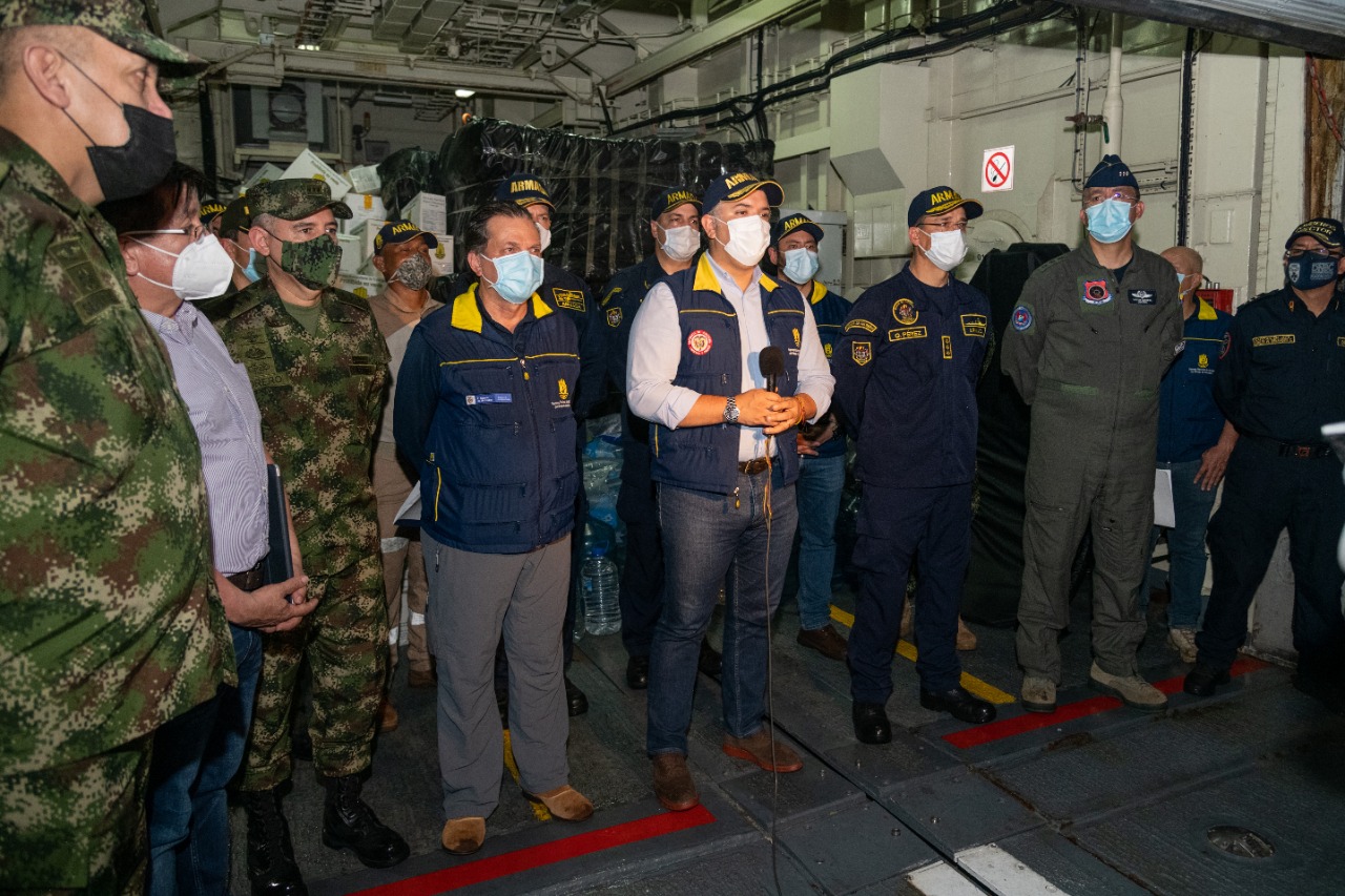 El presidente Iván Duque dirige el Puesto de Mando Unificado ubicado en Cartagena. /Cortesía