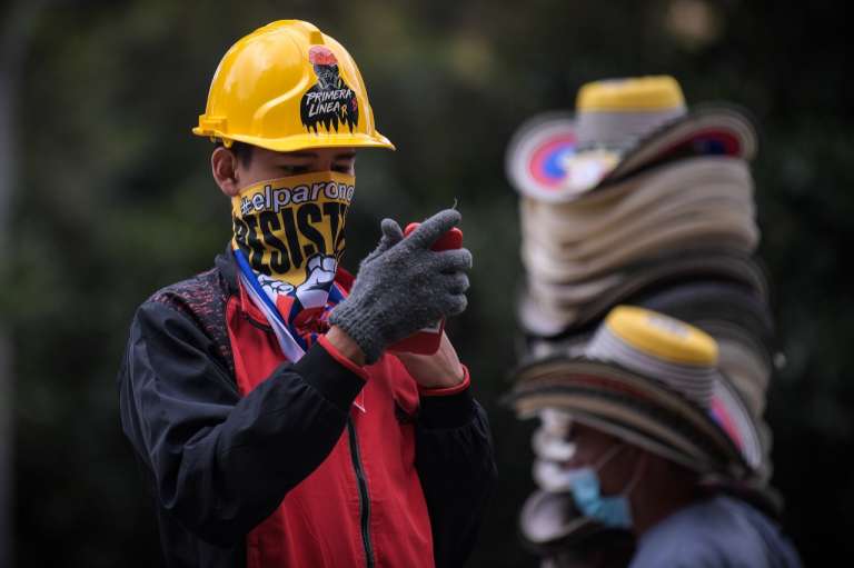 La minga indígena y primeras líneas de otras ciudades llegaron a Bogotá para sumarse y ser protagonistas de la jornada.