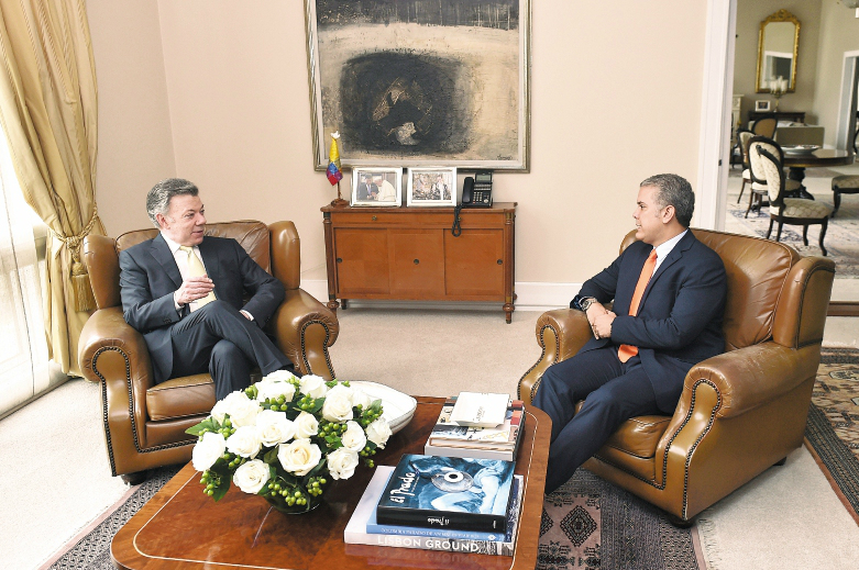 El presidente electo Iván Duque durante su reunión con el presidente Juan Manuel Santos. / SIG