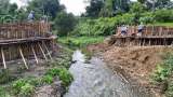Avanzando hacia la equidad: Mujeres lideran la construcción de un puente en Tumaco
