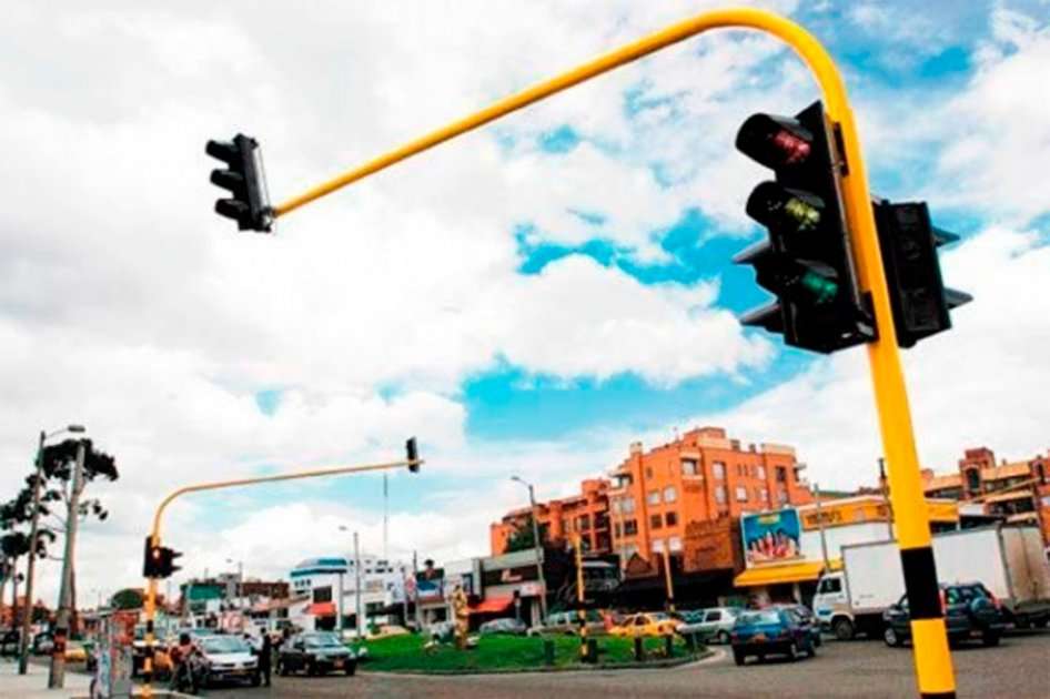 Una vez finalicen las obras en la intersección de la calle 127 con Av. Boyacá, los semáforos serán retirados.