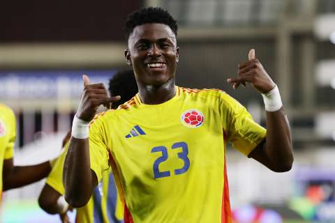 Neyser Villarreal anotó un triplete y ya es el máximo goleador del Sudamericano