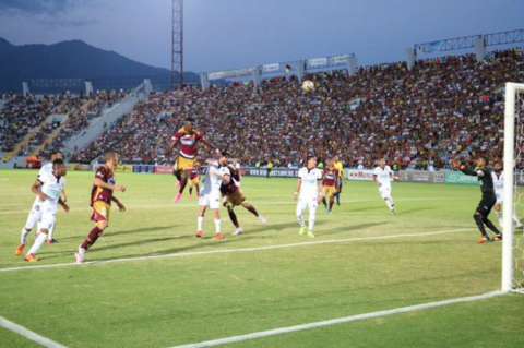 Tolima venció a Once Caldas en tiempo de descuento y es el primer semifinalista de la Liga