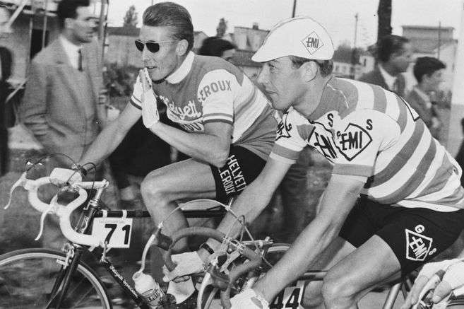 Jacques Anquetil también ganó el Giro de Italia y la Vuelta a España.