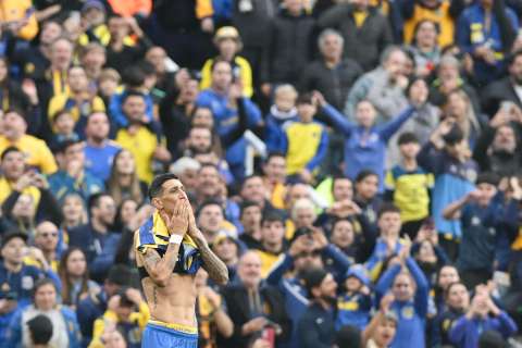 Di María volvió a Rosario Central tras 18 años: recibimiento histórico y gol
