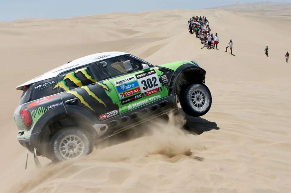Este es el auto del líder en el Dakar 2013, tras disputada la segunda etapa / EFE