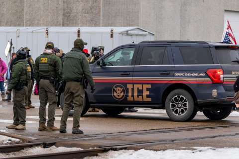 Explosiva revelación: ICE habría baleado a un estadounidense en Texas hace un año