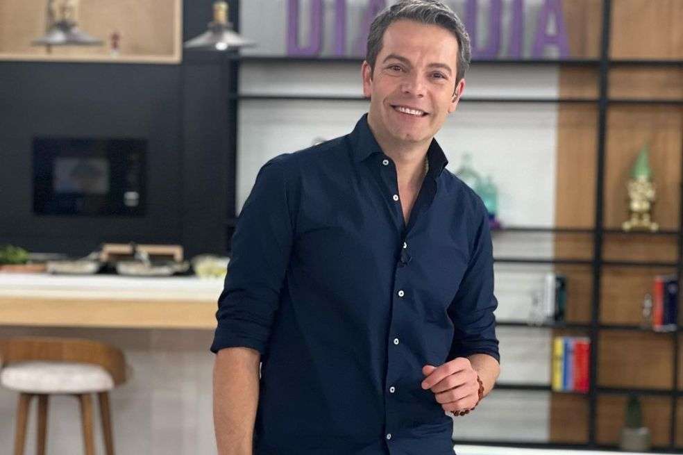 Al presentador de La Voz Kids Iván Lalinde le ‘halaron las orejas’ por querer experimentar algo con sus gatos.