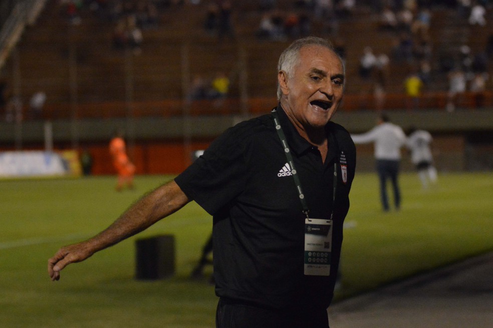 Fernando “Pecoso” Castro tendrá la misión de reestructurar deportivamente al América.