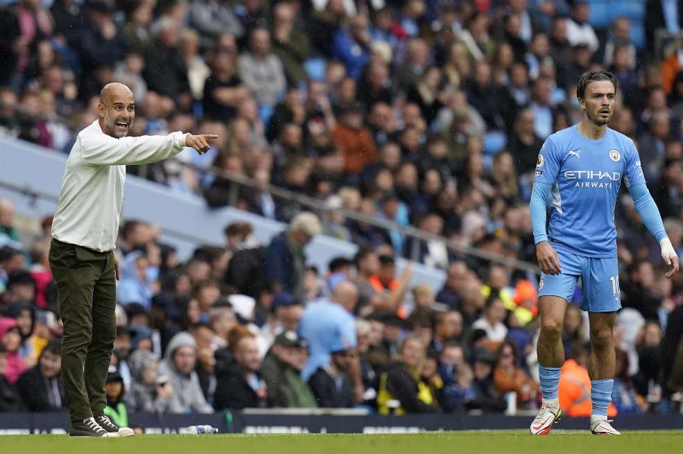 Manchester City goleó al Norwich City en la segunda fecha de la Premier.