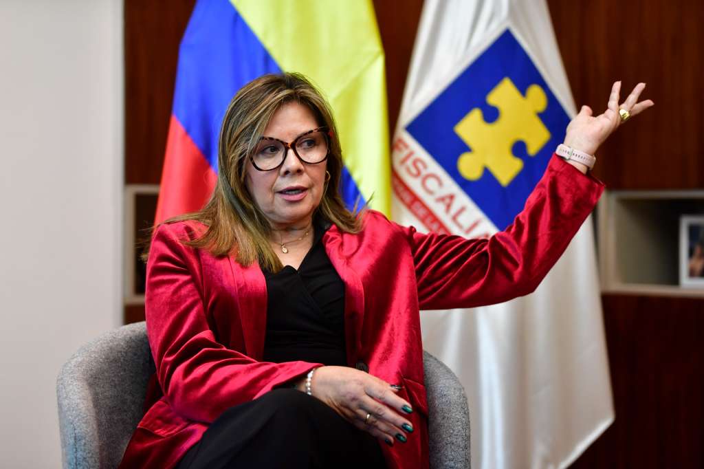 La fiscal Camargo habló de su propia experiencia en entornos de acoso sexual y laboral. Aseguró que, aunque su generación fue tolerante frente a esas conductas, esa culpa debe cambiar de lado.